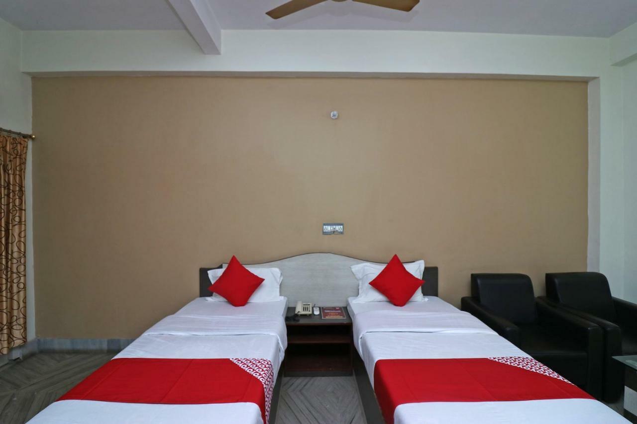 Oyo 37989 Hotel Debarshi Bankura Экстерьер фото